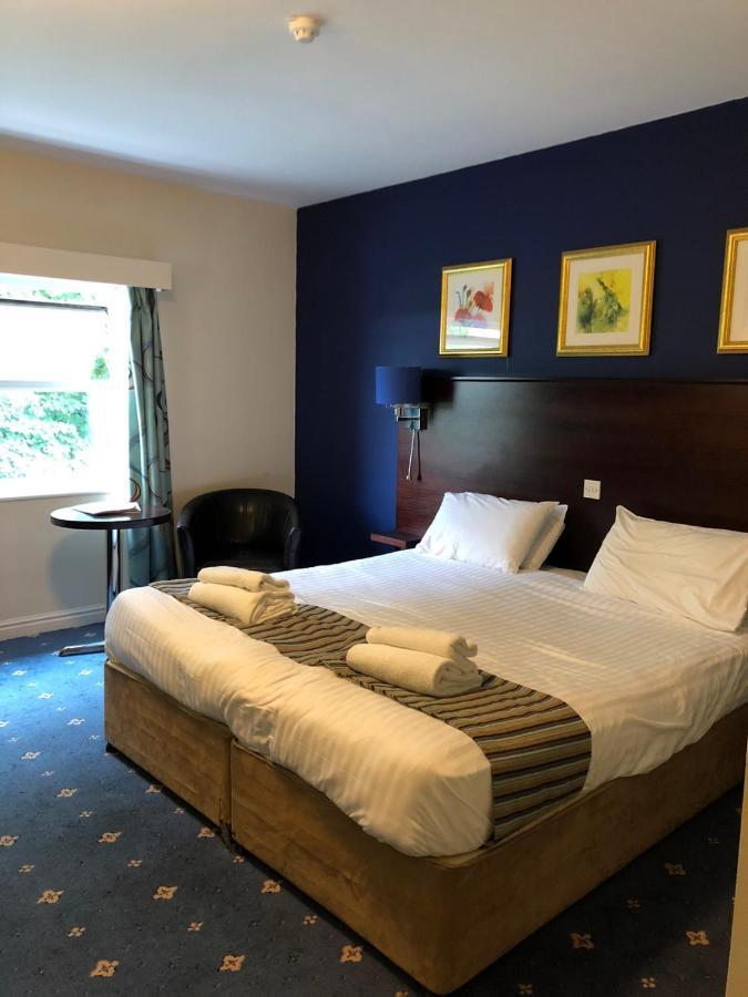 Stafford South Hatherton Hotel Penkridge Extérieur photo