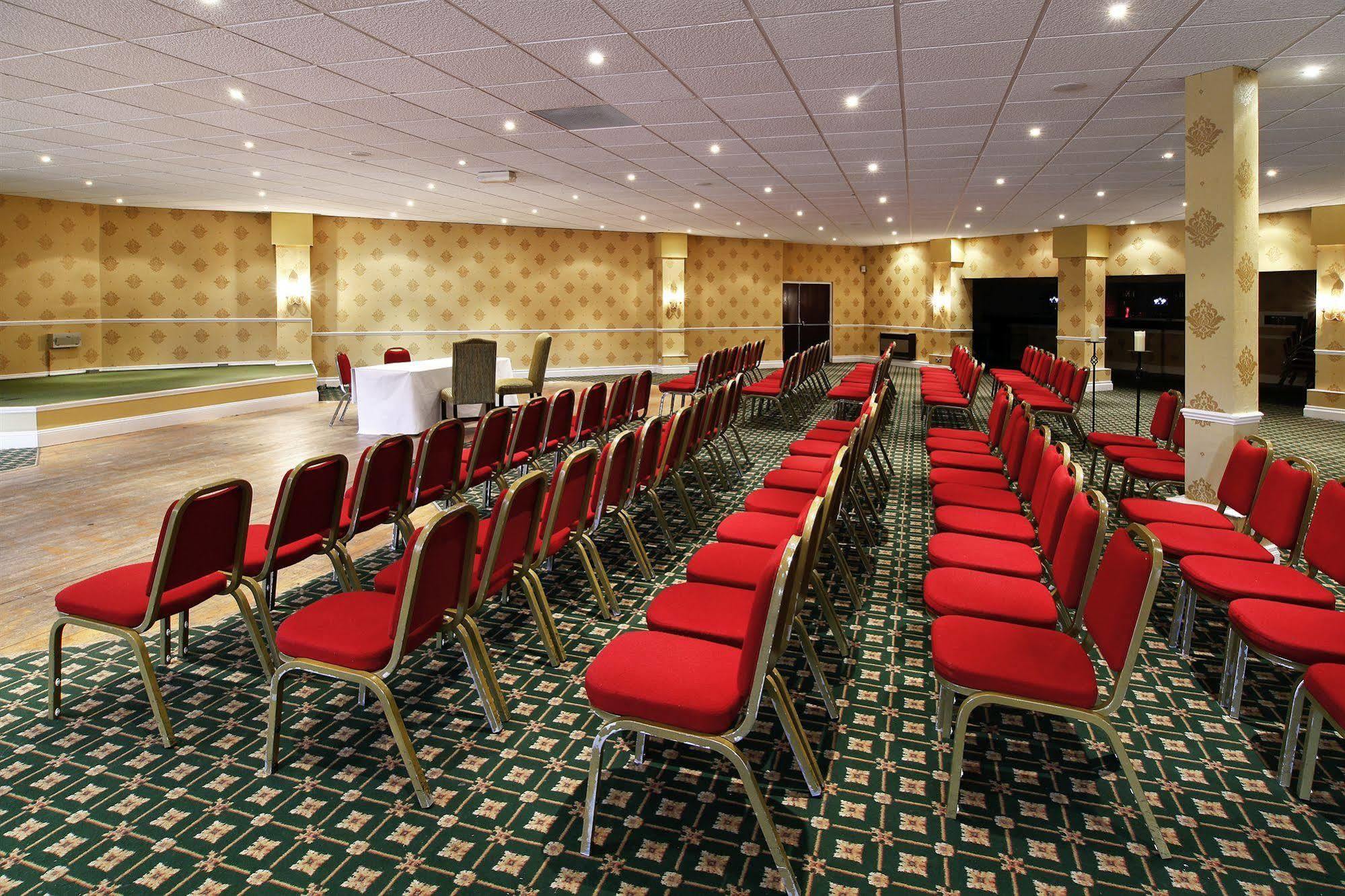 Stafford South Hatherton Hotel Penkridge Extérieur photo